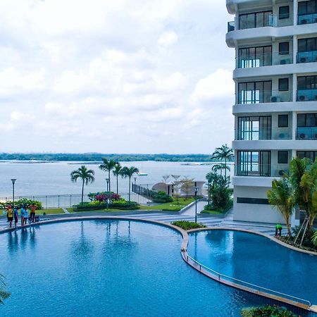Scenic Country Garden Danga Bay By Lions Bay Lägenhet Johor Bahru Exteriör bild